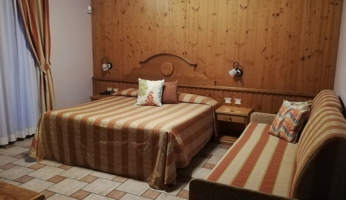 Classic Triple Room