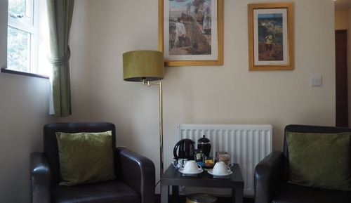 Deluxe Double Room, 1 Queen Bed, Courtyard View