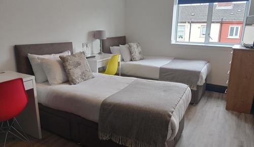 Standard Twin Room