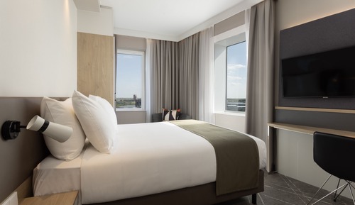 Standard Room, 1 King Bed with Sofa bed (High Floor)