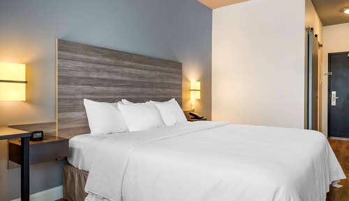 Room, 1 Queen Bed, Accessible, Non Smoking