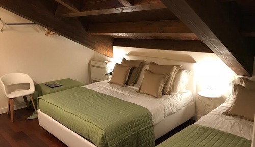 Family Triple Room, Bathtub