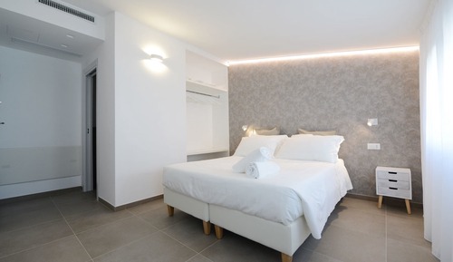 Double Room, 1 Queen Bed with Sofa bed