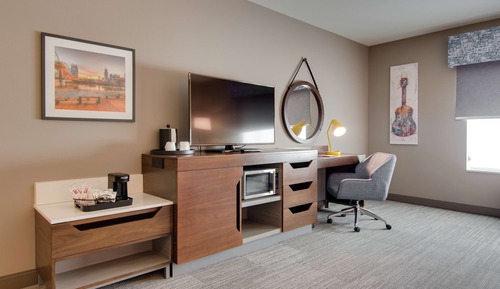 Room, 1 King Bed, Accessible, Bathtub