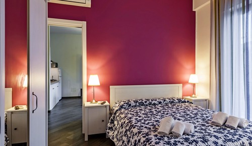 Classic Apartment, 1 Bedroom, Balcony (1)