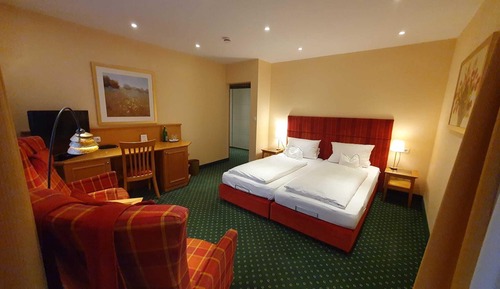 Business Comfort Room