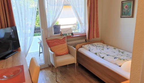 Classic Single Room