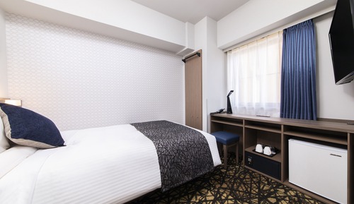 Standard Semi Double Room (Smoking)