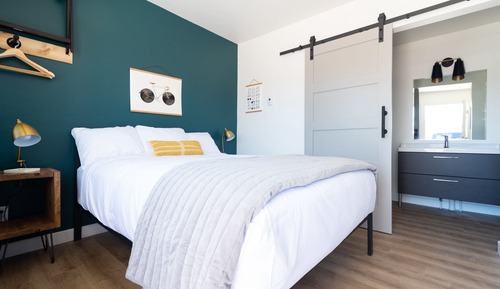 Classic Room, 1 Queen Bed