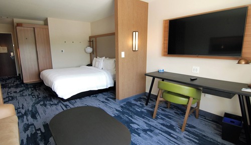 Suite, 1 King Bed with Sofa bed (Hearing Accessible)