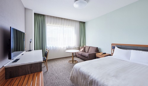 Basic Single Room, Smoking