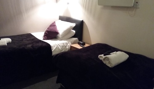 Standard Twin Room, Ensuite