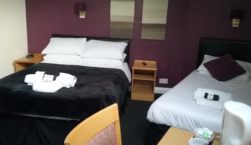 Triple Room, Ensuite