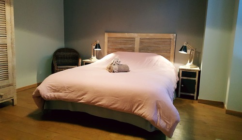 Double Room (3)