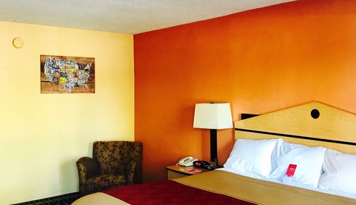 Standard Room, 1 King Bed, Non Smoking