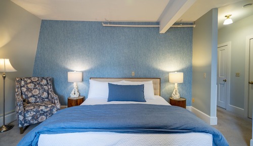 Premium Room, 1 King Bed, City View