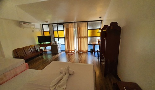  Evangeline Suites for 4