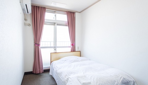 Western Style Room with Shared Bathroom, Single Use,  Non Smoking