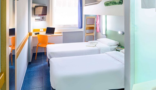 Apartment, 3 Twin Beds