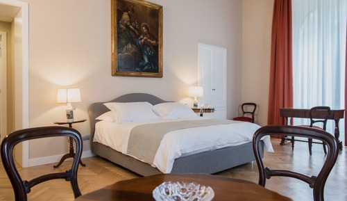 Presidential Room