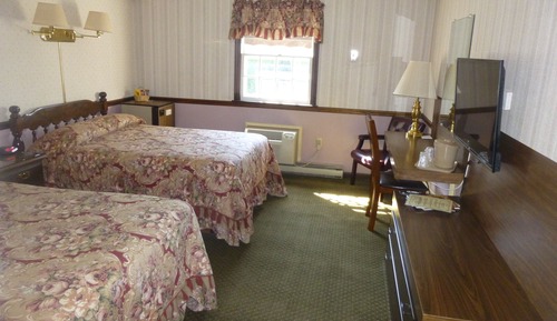 Standard Room, 2 Double Beds, 2nd Floor