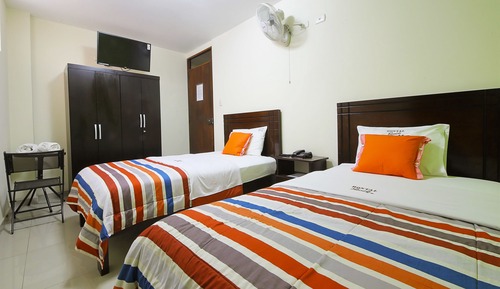 Standard Twin Room