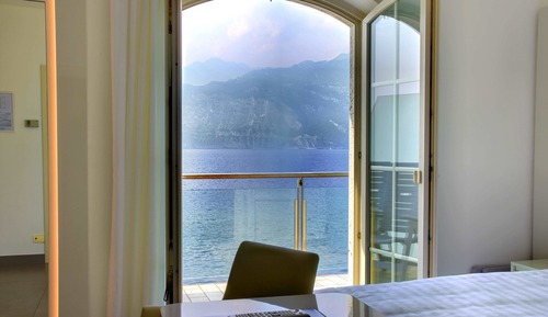 Double or Twin Room, Balcony, Lake View