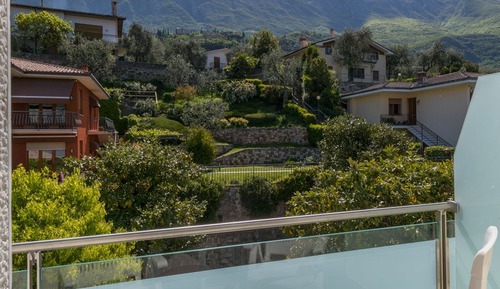Double or Twin Room, Mountain View