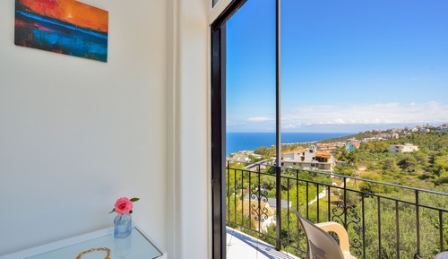 Superior Double or Twin Room, Partial Sea View