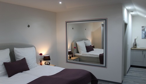 Deluxe Single Room