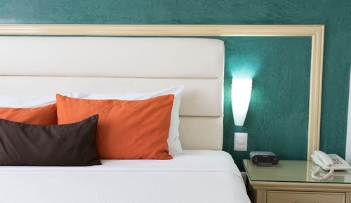 Standard Room, 1 King Bed