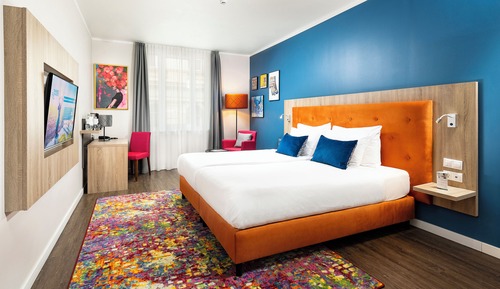 Superior Double / Twin Room with Extra Bed