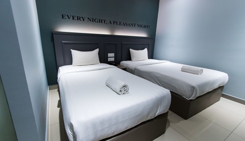 Deluxe Twin Room