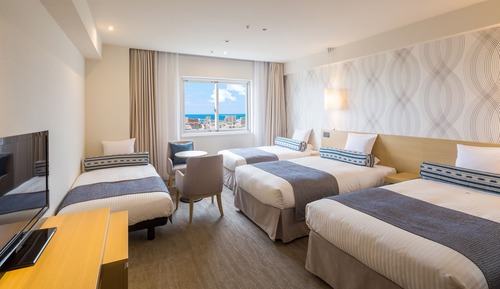 Corner Twin Room, Ocean View (2 Twin Beds)