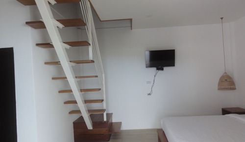 Deluxe Seaview Family Room With Balcony