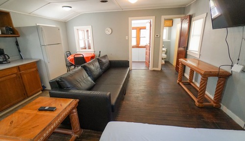 Basic Cabin, Private Bathroom (Cabin 8 )
