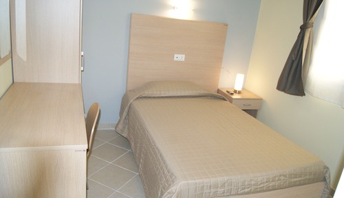 Deluxe Single Room, Ground Floor