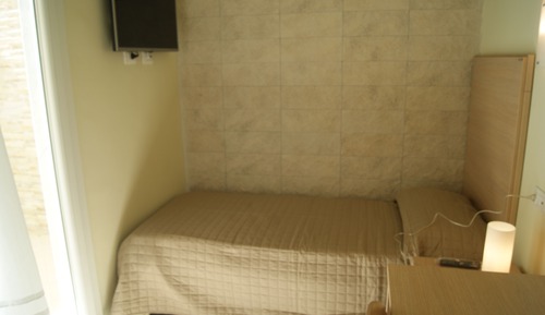 Basic Single Room, Ground Floor