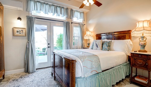Blue Heron Suite