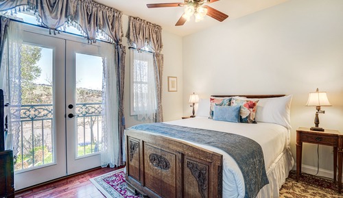 Mount St. Helena Suite