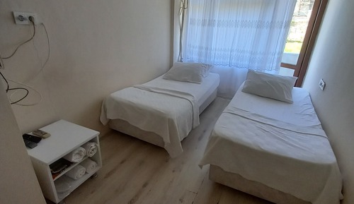 Economy Twin Room