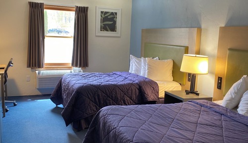 Standard Room, 2 Double Beds (Standard Room with Two Double Beds)