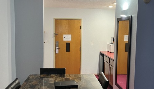 Suite, Multiple Beds