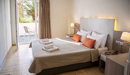 Comfort Double Room, Non Smoking, Partial Sea View