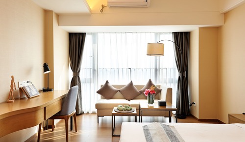 Executive Deluxe King Room 