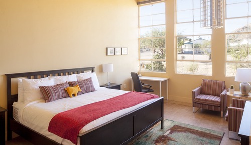 Room, 1 King Bed, Kitchenette