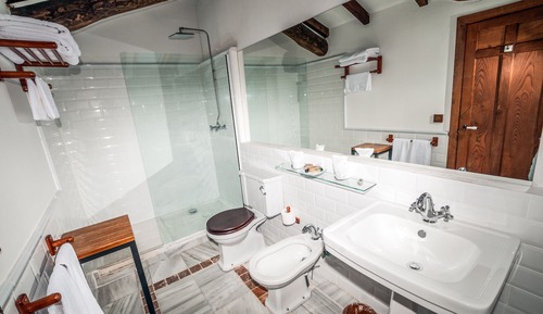 Basic Double Room