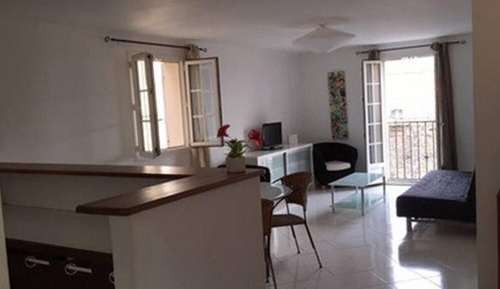 Family Apartment, City View