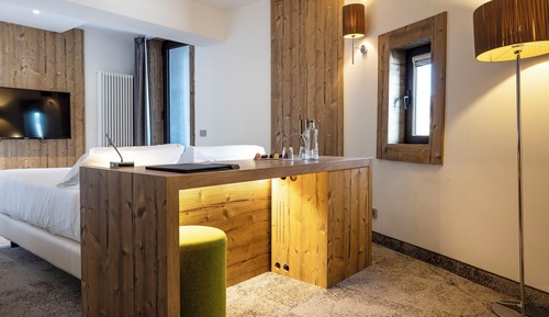 Deluxe Double or Twin Room