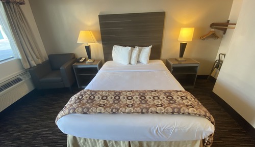 Basic Room, 1 Queen Bed, Accessible, Non Smoking